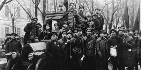 Rote Garde in Petrograd
